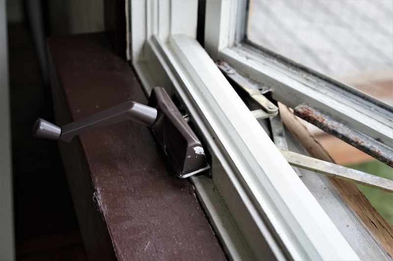 Window Crank Replacement in Overland Park, KS